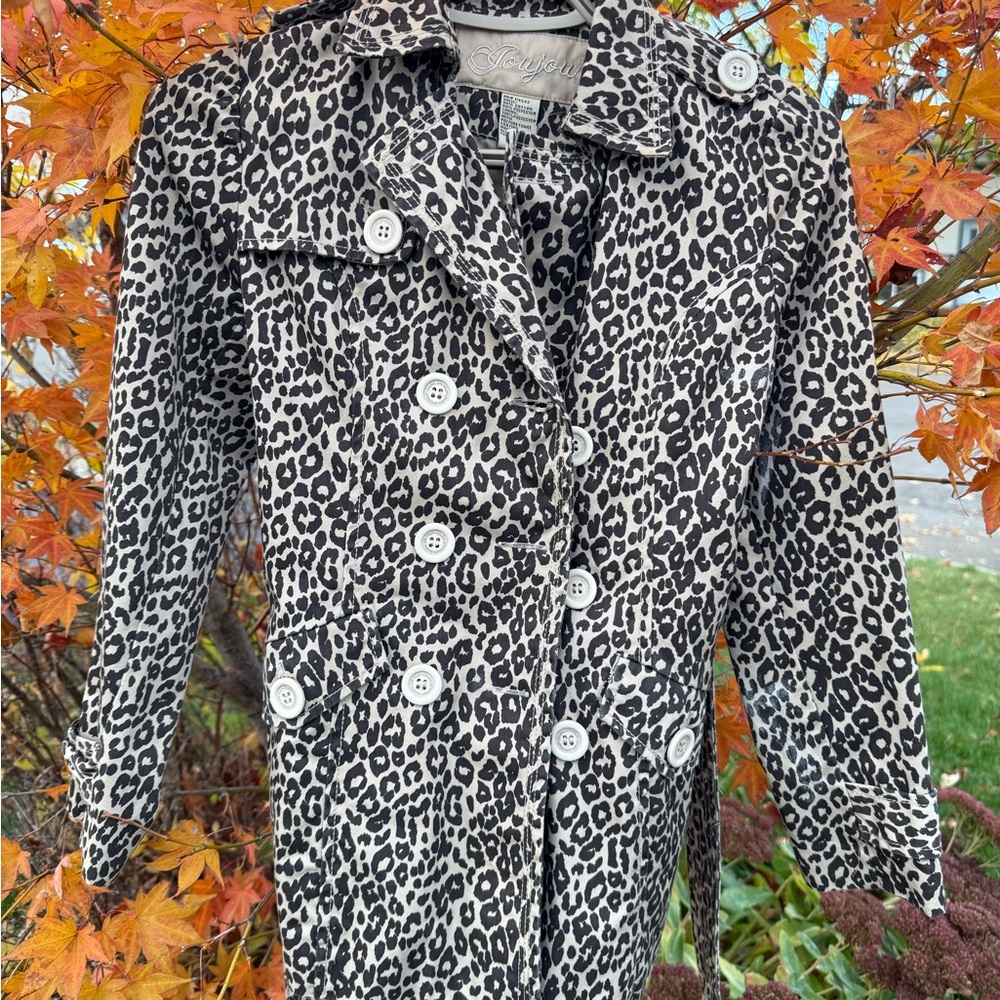Joujou Leopard Print Trench Coat (Girls Size 10/12 Medium) - Picture 7 of 7
